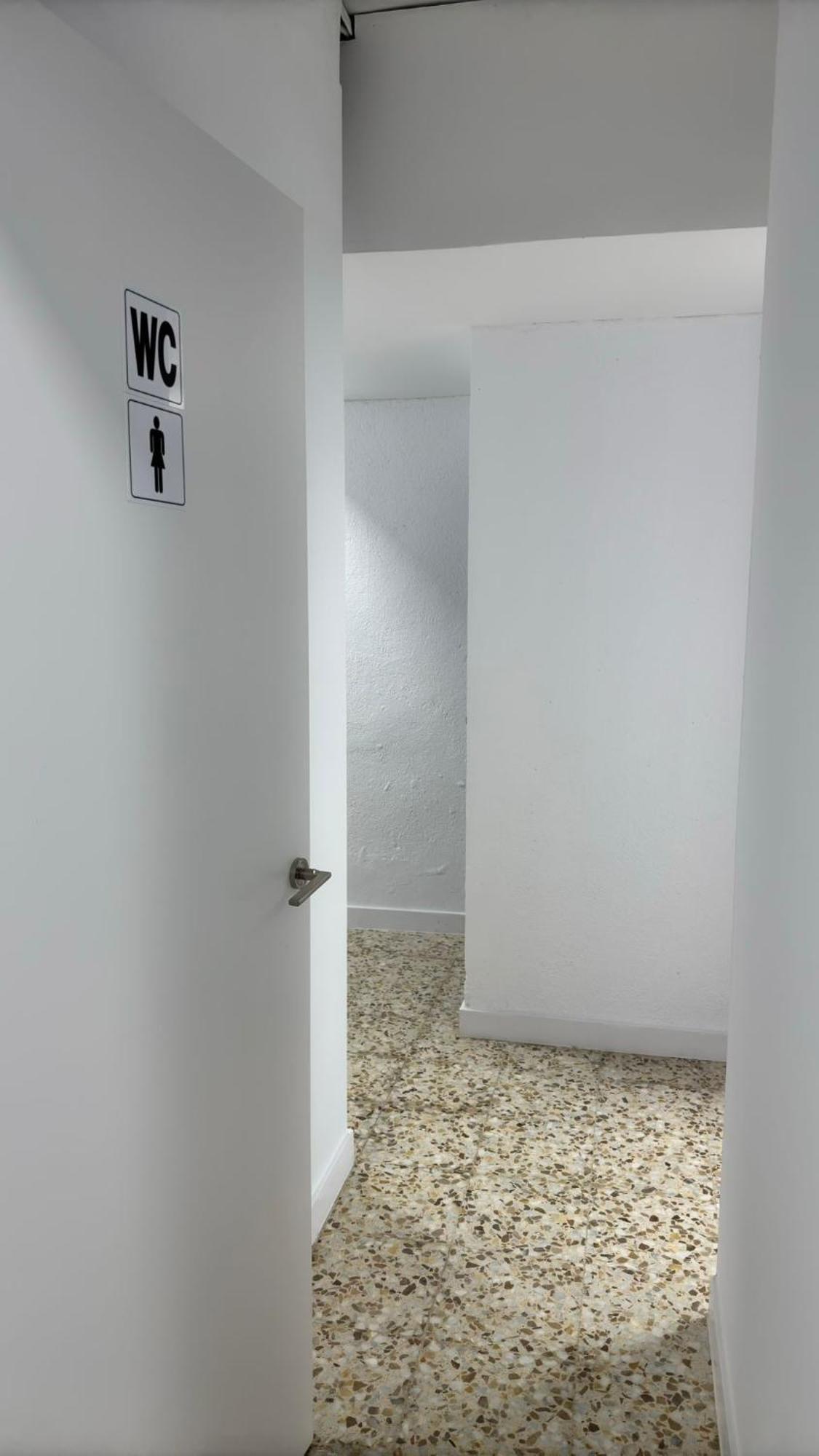 Hostel Puerta Del Angel Madrid Bagian luar foto